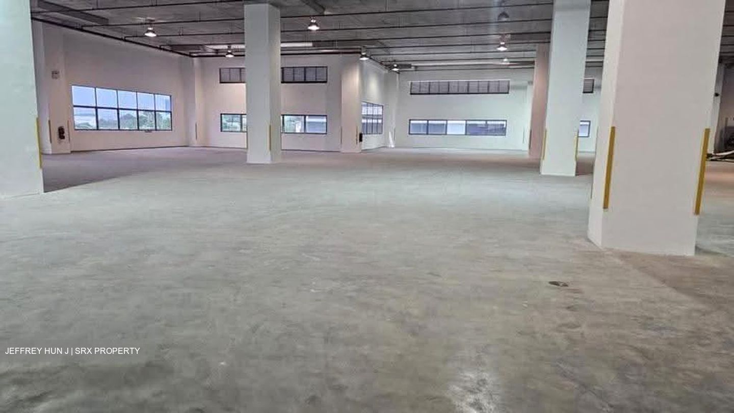 Gul Crescent (D22), Warehouse #614604871